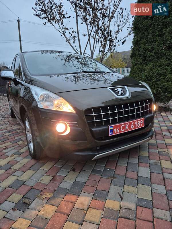 Peugeot 3008 2011