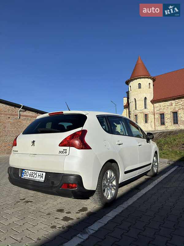 Внедорожник / Кроссовер Peugeot 3008 2011 в Тернополе