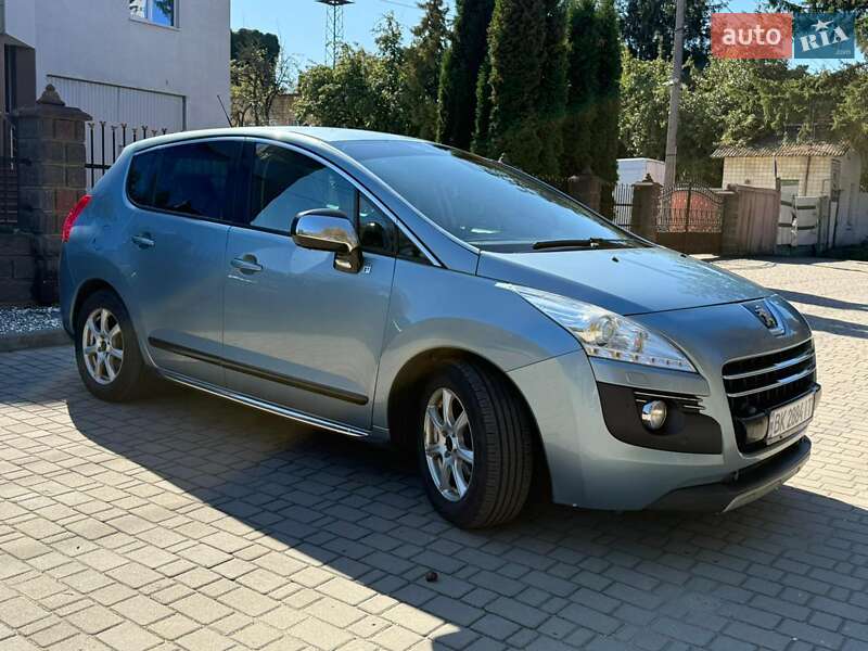 Peugeot 3008 2012