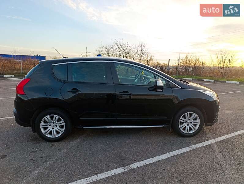 Позашляховик / Кросовер Peugeot 3008 2010 в Рівному