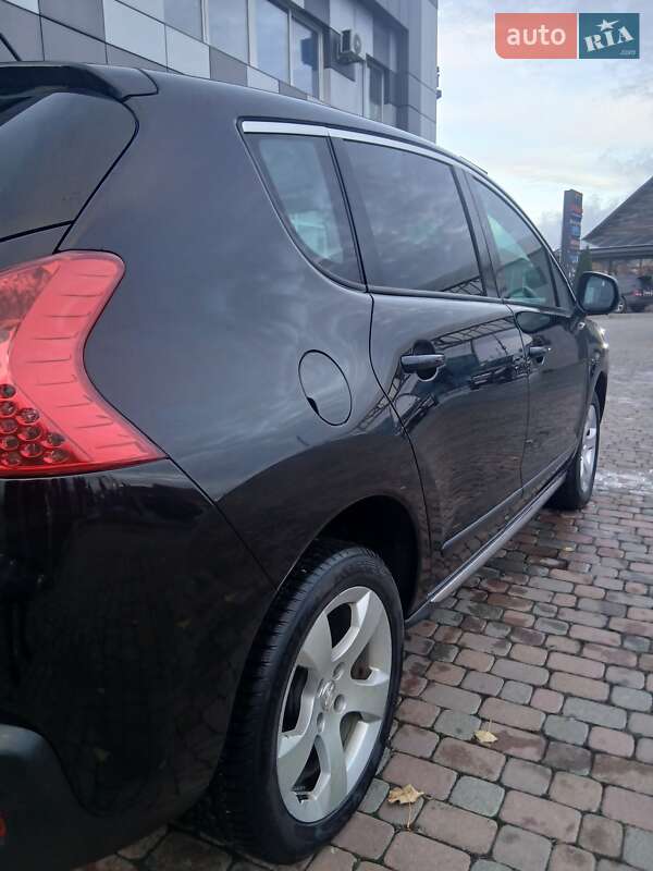 Внедорожник / Кроссовер Peugeot 3008 2010 в Сарнах