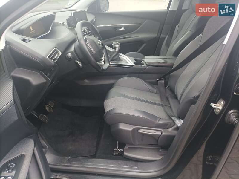 Внедорожник / Кроссовер Peugeot 3008 2017 в Красилове