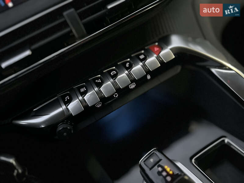 Внедорожник / Кроссовер Peugeot 3008 2020 в Киеве