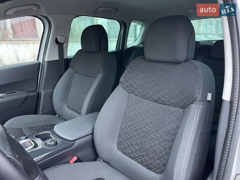 Внедорожник / Кроссовер Peugeot 3008 2015 в Сумах