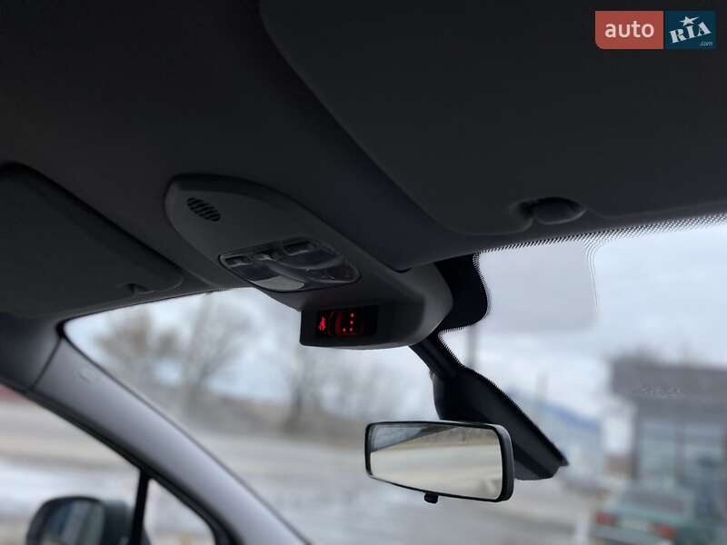 Внедорожник / Кроссовер Peugeot 3008 2015 в Сумах