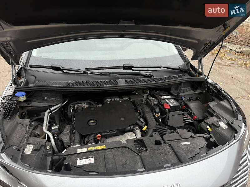 Внедорожник / Кроссовер Peugeot 3008 2021 в Черкассах фото 27 Внедорожник / Кроссовер Peugeot 3008 2021 в Черкассах