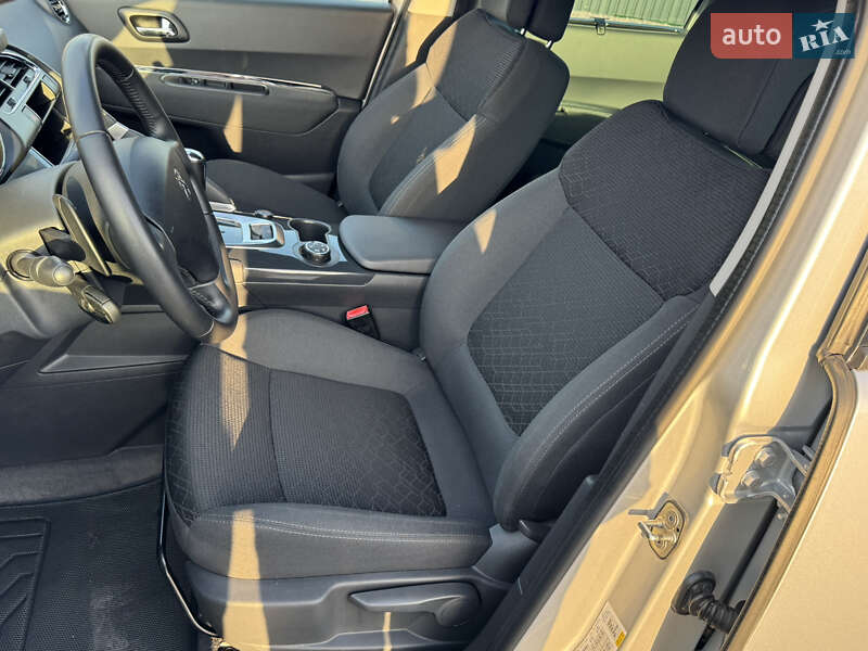 Позашляховик / Кросовер Peugeot 3008 2014 в Хмельницькому