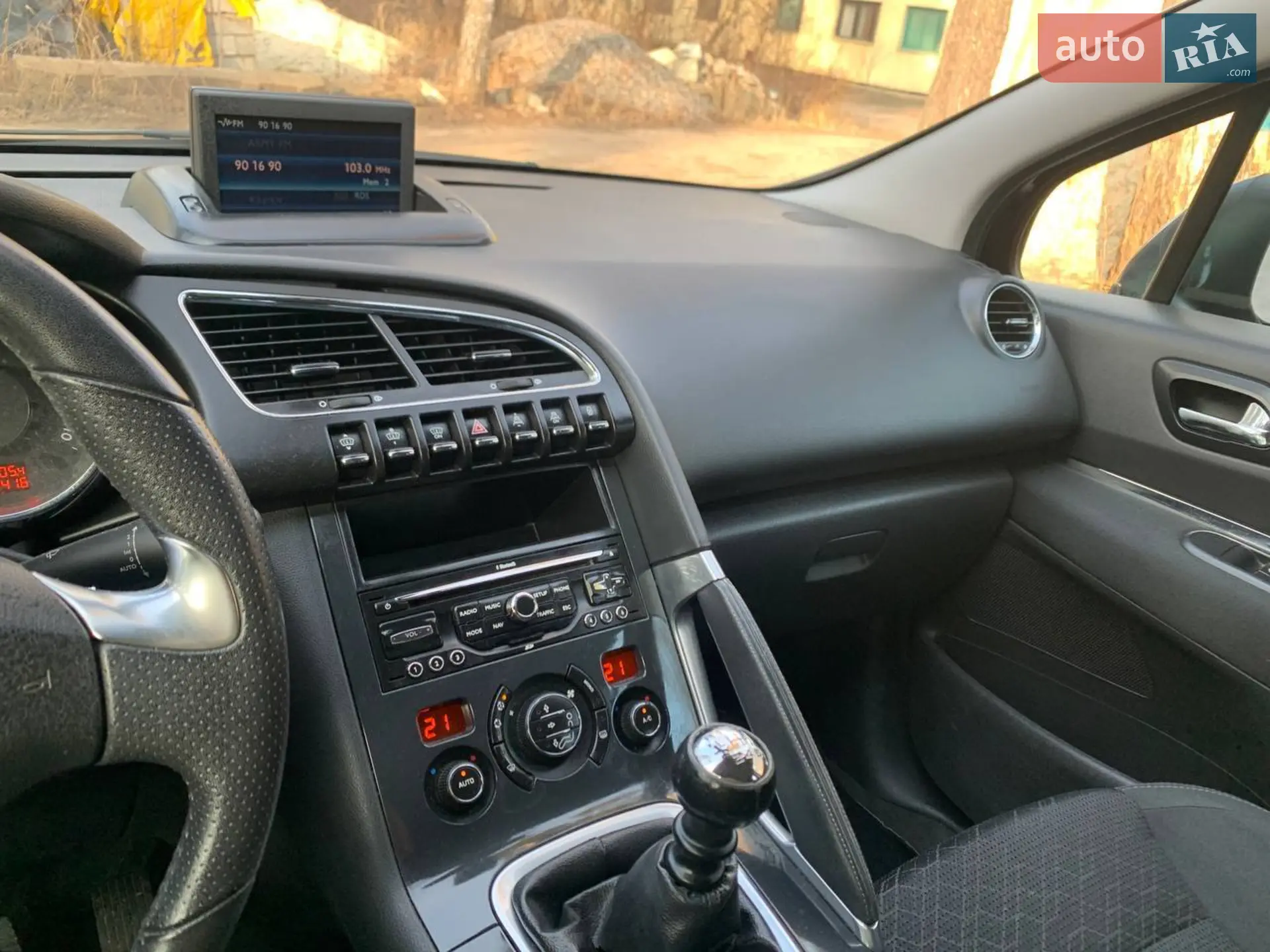 2015 Peugeot 3008 - мініатюра 13