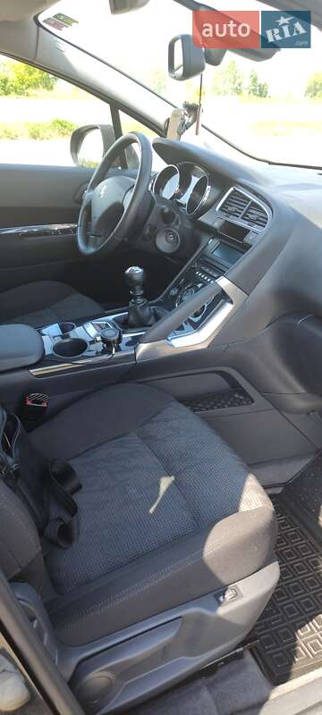 Позашляховик / Кросовер Peugeot 3008 2011 в Бару