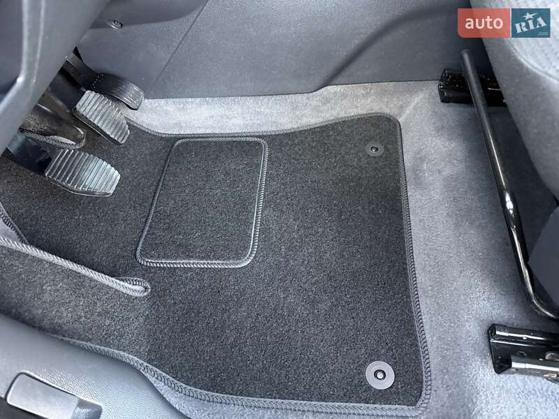 Внедорожник / Кроссовер Peugeot 3008 2013 в Стрые