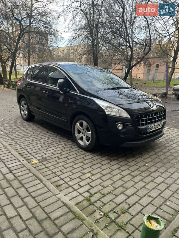 Позашляховик / Кросовер Peugeot 3008 2010 в Дубні
