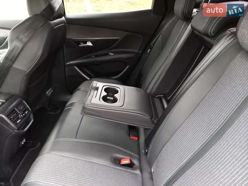 Внедорожник / Кроссовер Peugeot 3008 2020 в Черновцах