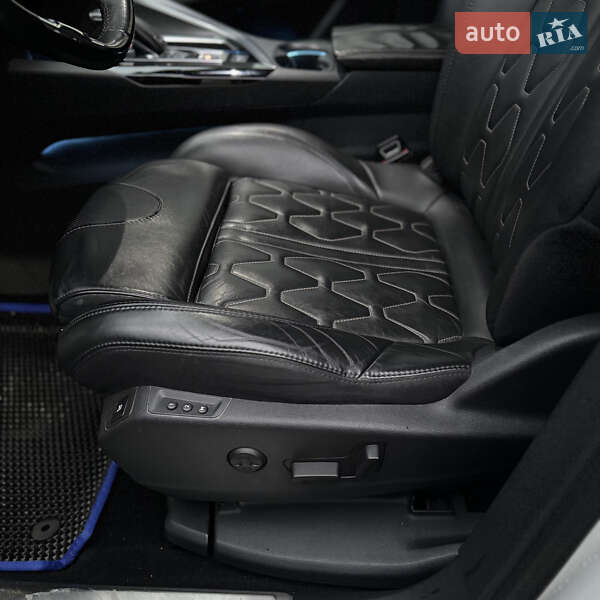 Внедорожник / Кроссовер Peugeot 3008 2017 в Луцке