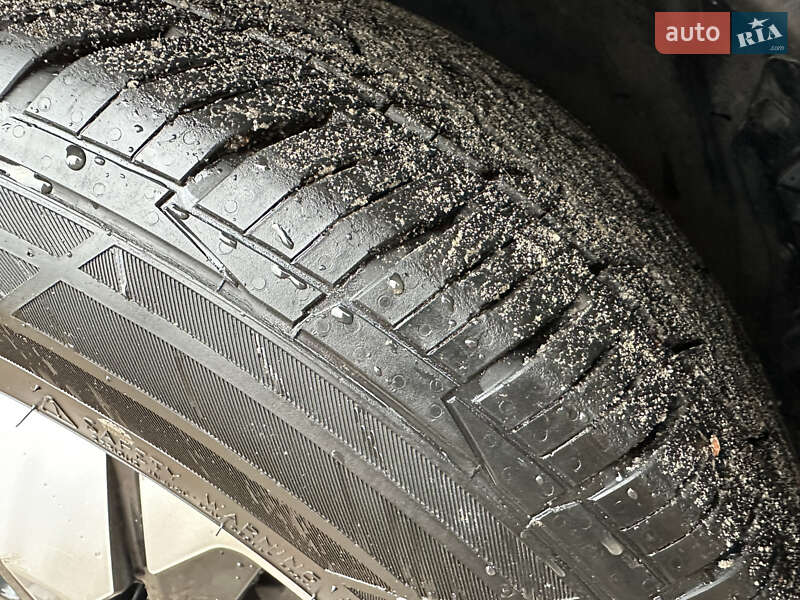 Внедорожник / Кроссовер Peugeot 3008 2020 в Киеве