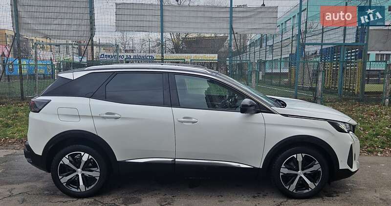 Позашляховик / Кросовер Peugeot 3008 2021 в Києві