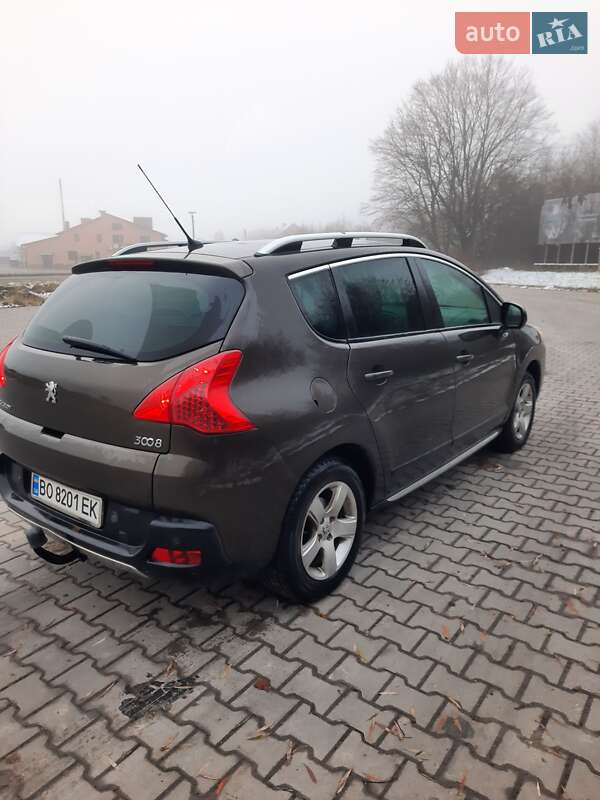 Внедорожник / Кроссовер Peugeot 3008 2010 в Чорткове фото 4 Внедорожник / Кроссовер Peugeot 3008 2010 в Чорткове