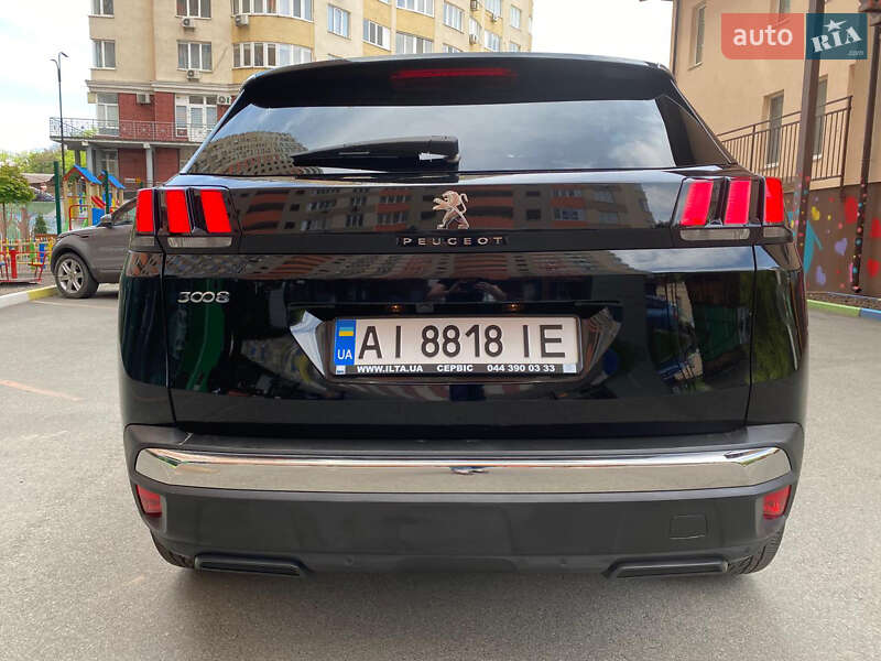 Внедорожник / Кроссовер Peugeot 3008 2019 в Киеве