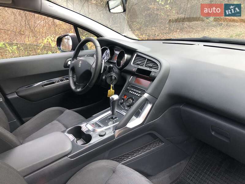 Внедорожник / Кроссовер Peugeot 3008 2010 в Галиче