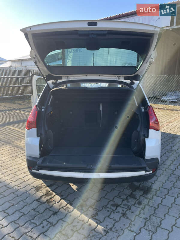 Внедорожник / Кроссовер Peugeot 3008 2011 в Калуше