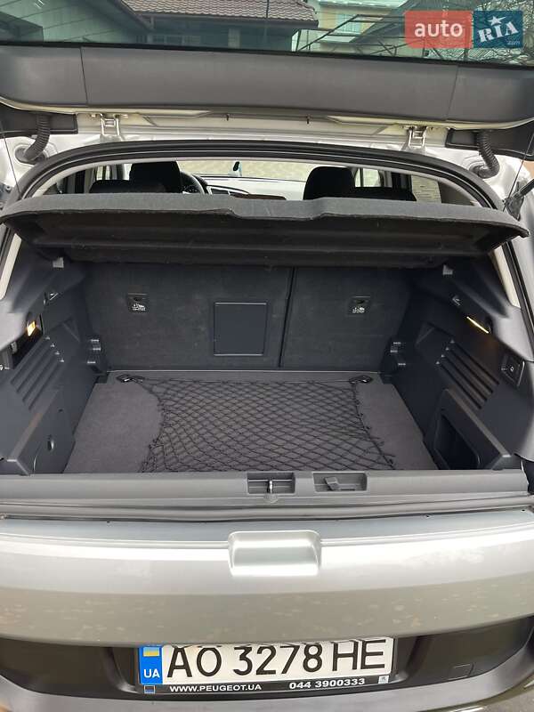 Внедорожник / Кроссовер Peugeot 3008 2010 в Мукачево фото 32 Внедорожник / Кроссовер Peugeot 3008 2010 в Мукачево