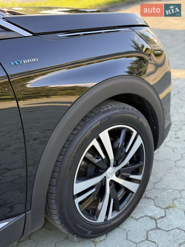 Внедорожник / Кроссовер Peugeot 3008 2021 в Дубно