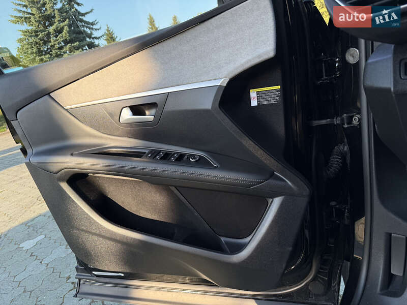 Внедорожник / Кроссовер Peugeot 3008 2021 в Дубно