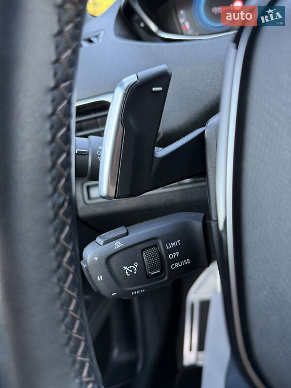 Внедорожник / Кроссовер Peugeot 3008 2021 в Дубно