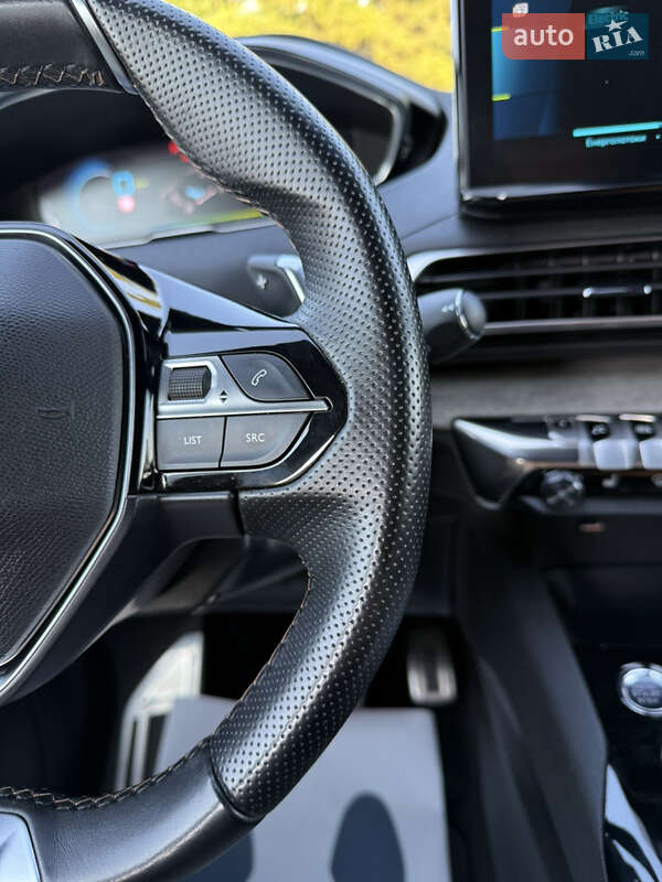 Внедорожник / Кроссовер Peugeot 3008 2021 в Дубно