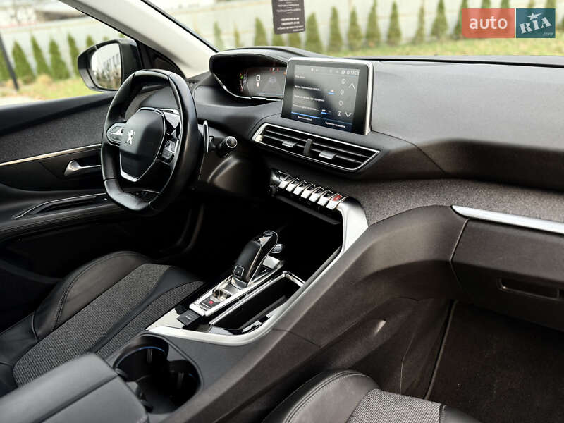 Внедорожник / Кроссовер Peugeot 3008 2017 в Луцке