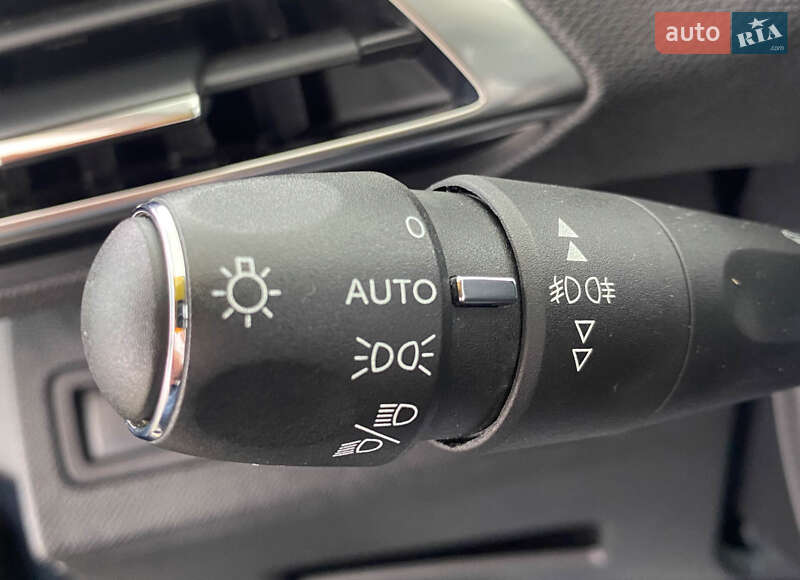 Внедорожник / Кроссовер Peugeot 3008 2020 в Львове