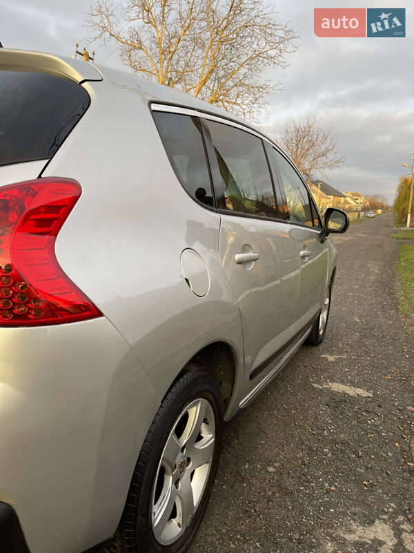 Внедорожник / Кроссовер Peugeot 3008 2013 в Дубно фото 5 Внедорожник / Кроссовер Peugeot 3008 2013 в Дубно