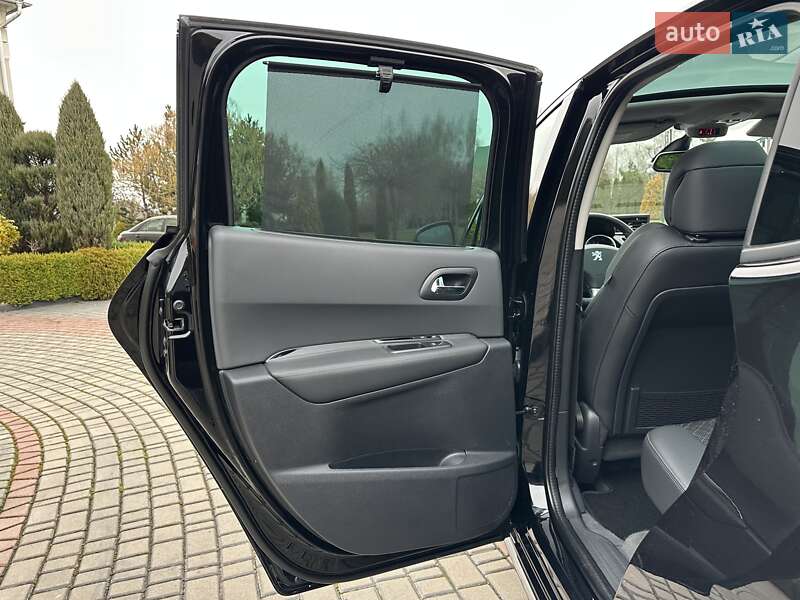 Внедорожник / Кроссовер Peugeot 3008 2016 в Луцке