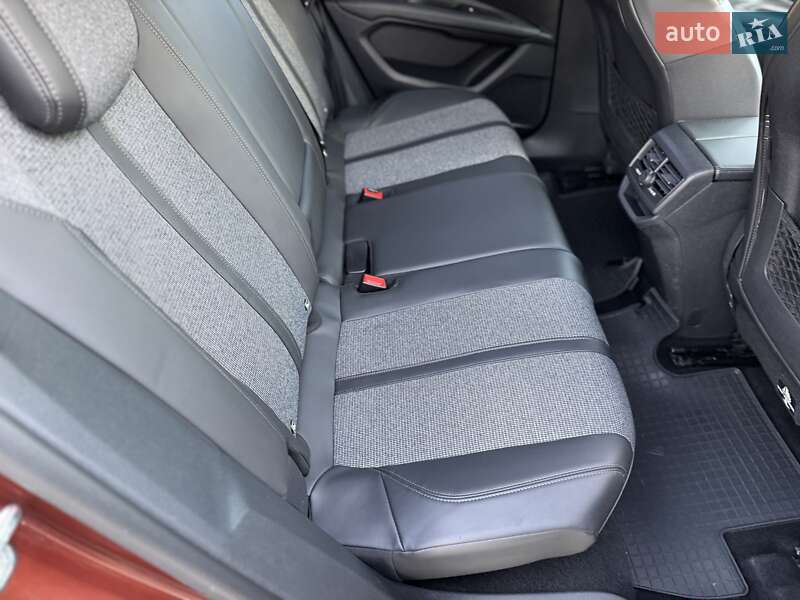 Внедорожник / Кроссовер Peugeot 3008 2017 в Киеве