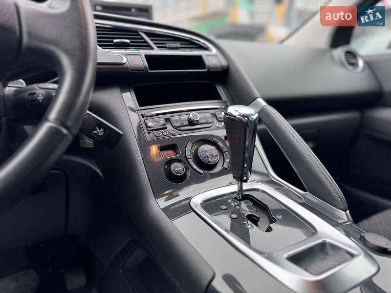 Внедорожник / Кроссовер Peugeot 3008 2015 в Киеве фото 52 Внедорожник / Кроссовер Peugeot 3008 2015 в Киеве
