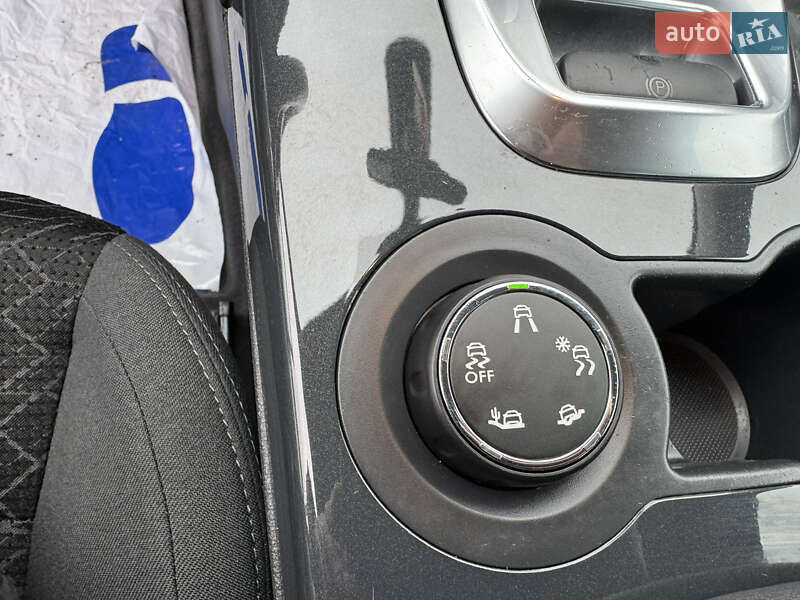 Внедорожник / Кроссовер Peugeot 3008 2015 в Киеве фото 57 Внедорожник / Кроссовер Peugeot 3008 2015 в Киеве