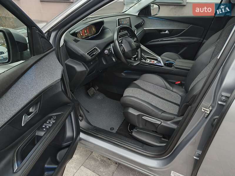 Внедорожник / Кроссовер Peugeot 3008 2017 в Львове фото 24 Внедорожник / Кроссовер Peugeot 3008 2017 в Львове