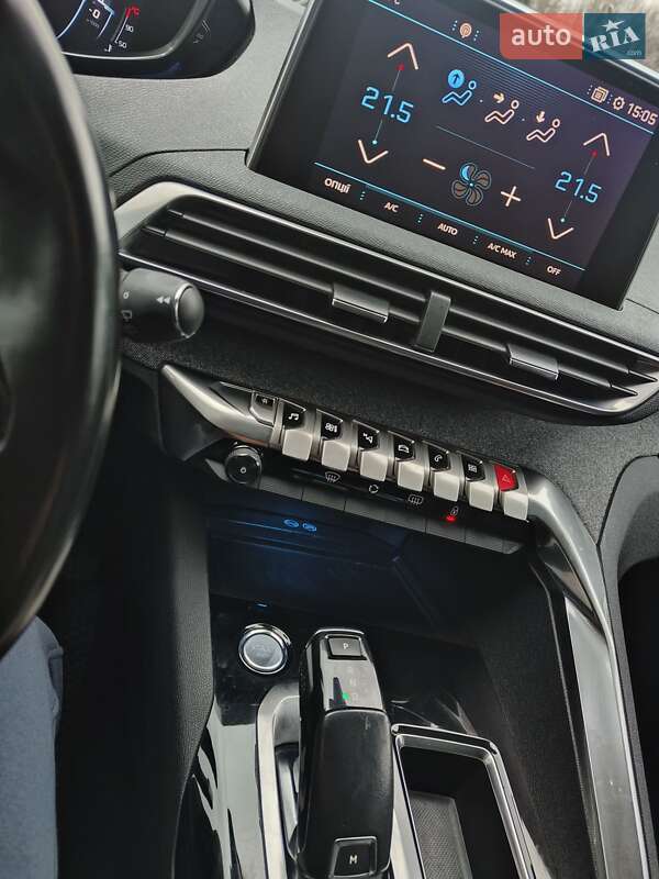 Внедорожник / Кроссовер Peugeot 3008 2017 в Львове фото 32 Внедорожник / Кроссовер Peugeot 3008 2017 в Львове