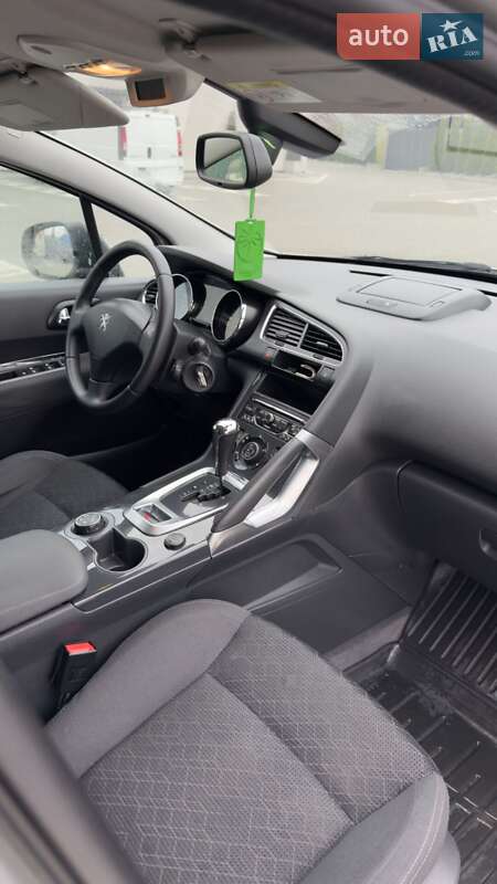 Позашляховик / Кросовер Peugeot 3008 2015 в Рівному