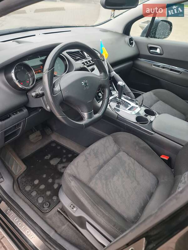 Внедорожник / Кроссовер Peugeot 3008 2010 в Киеве