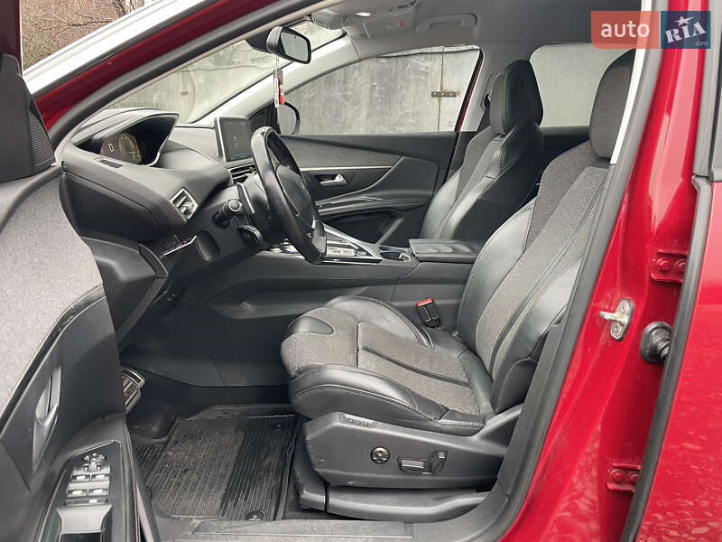 Позашляховик / Кросовер Peugeot 3008 2017 в Києві