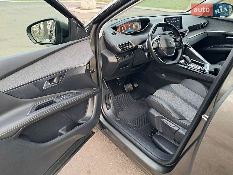 Внедорожник / Кроссовер Peugeot 3008 2019 в Полтаве