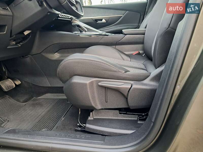 Внедорожник / Кроссовер Peugeot 3008 2019 в Полтаве