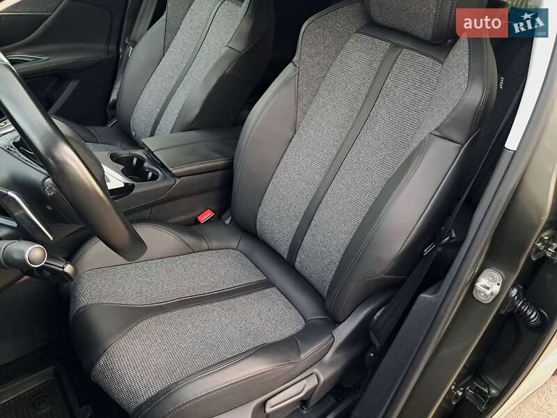 Внедорожник / Кроссовер Peugeot 3008 2019 в Полтаве