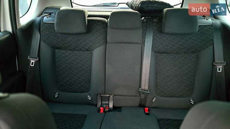 Внедорожник / Кроссовер Peugeot 3008 2014 в Львове фото 20 Внедорожник / Кроссовер Peugeot 3008 2014 в Львове