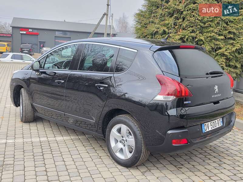 Позашляховик / Кросовер Peugeot 3008 2016 в Івано-Франківську