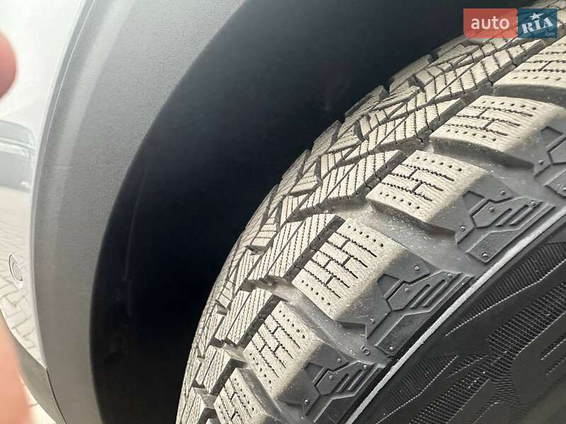 Внедорожник / Кроссовер Peugeot 3008 2018 в Житомире