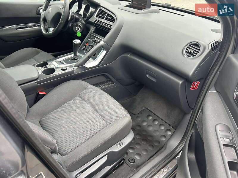 Внедорожник / Кроссовер Peugeot 3008 2012 в Ровно