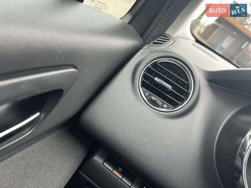 Внедорожник / Кроссовер Peugeot 3008 2012 в Ровно