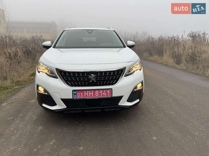 Позашляховик / Кросовер Peugeot 3008 2017 в Рівному
