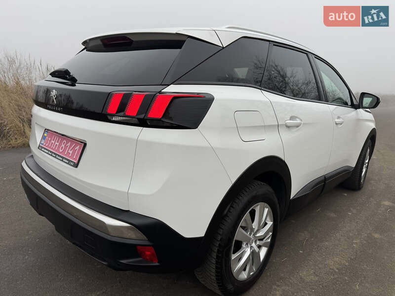 Позашляховик / Кросовер Peugeot 3008 2017 в Рівному